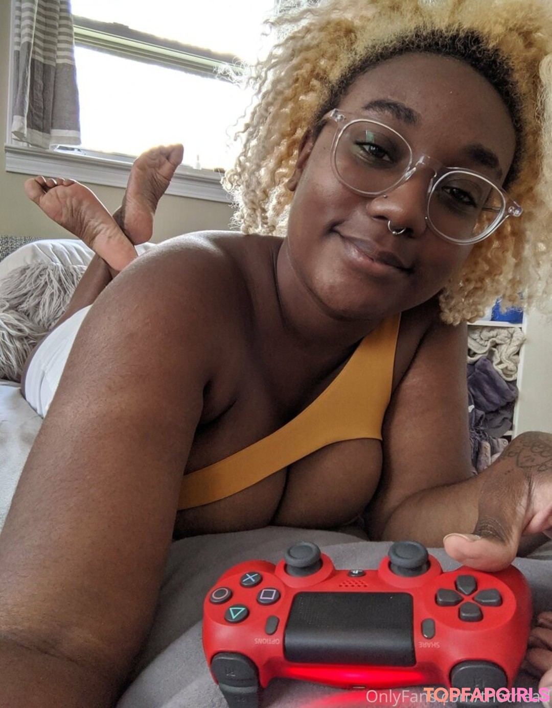 outside onlyfans art nude images