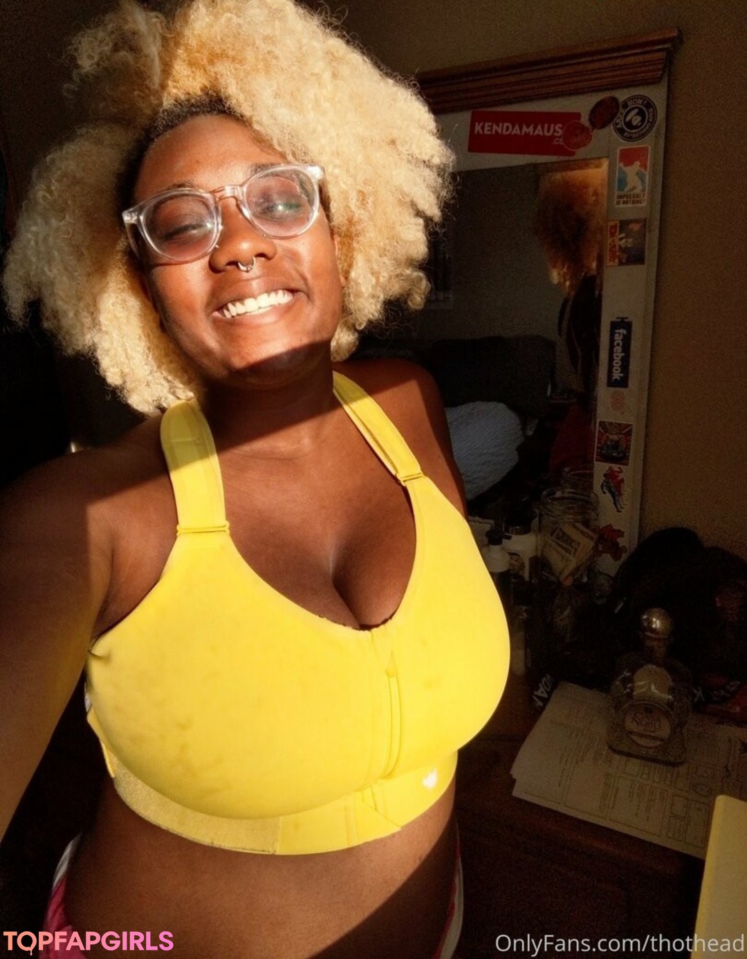 thothead pornstar top pic