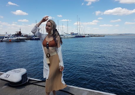 evaholiday pornstar perfect photo