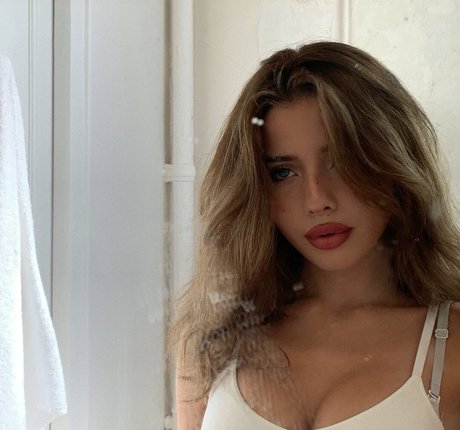 vinsotanna star sexy pics