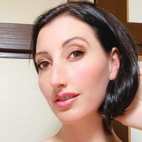 Angelica Stranger porn model picture