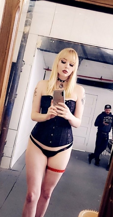 skyestone9 profile image