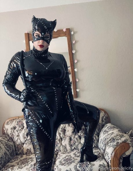 girlfriend onlyfans exclusive photos