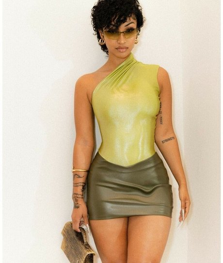 Shenseea nude actress photos