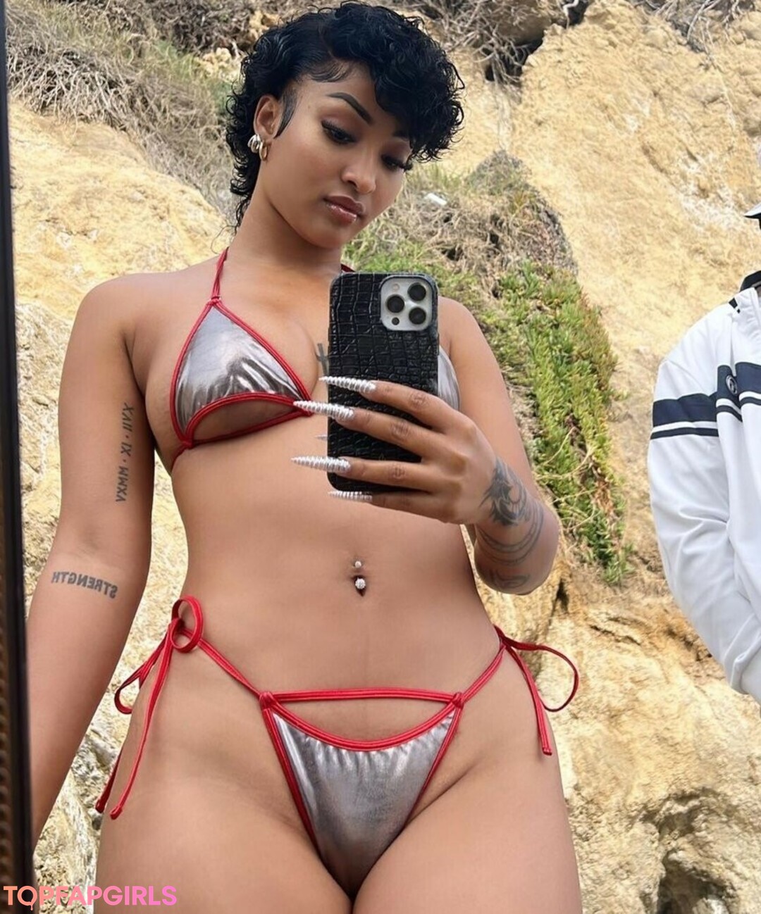 Shenseea naked actress gallery