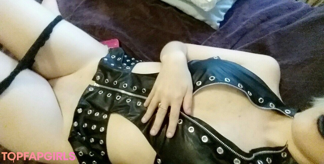 Mirthfulmollywhop hot model photo