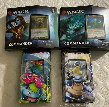 abbyandcourtney star sexy pic