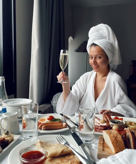 teen natural tits onlyfans art porn photos