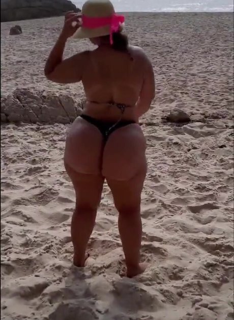 blonde natural onlyfans art naked photos