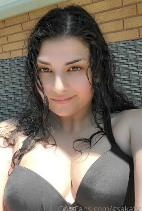 Itsaka pornstar naked images