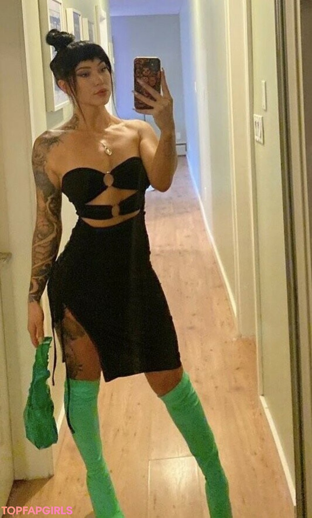Youcancallmewenny pornstar adult image