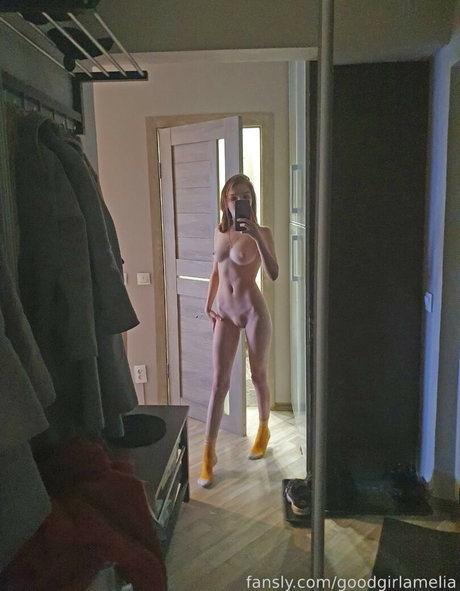 GoodGirlAmelia high quality star photo