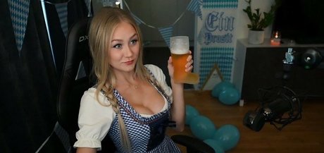 young amateur onlyfans perfect images