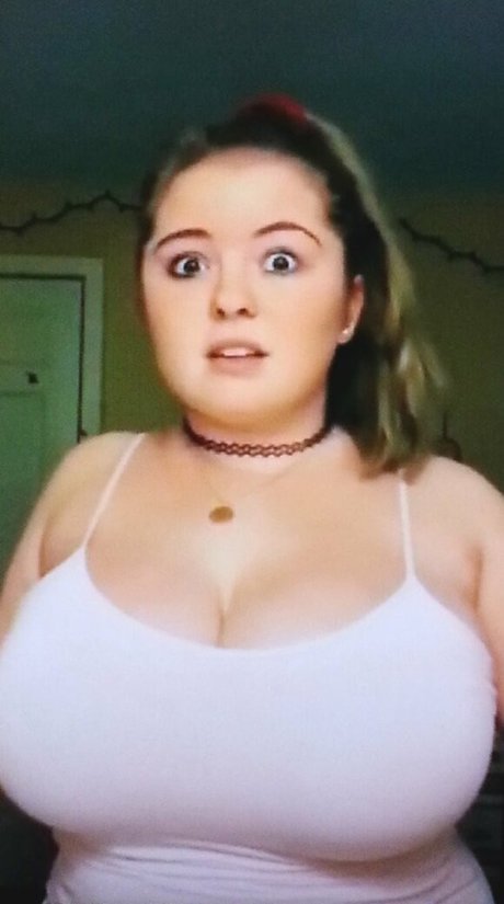 Amberly model sexy galleries