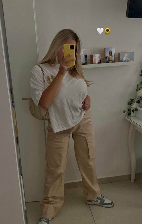 submissive onlyfans free sex image