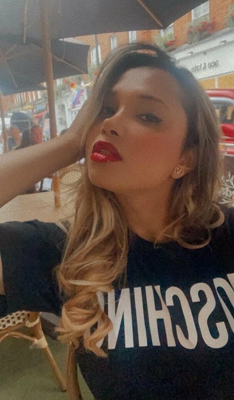 Camila Mattoli nice model gallery