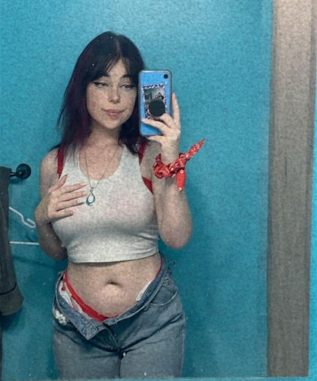 Daisyy mayyy star naked image