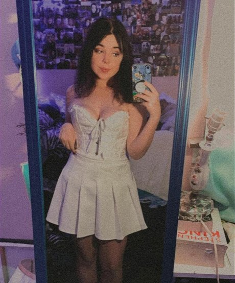 Daisyy mayyy hd pornstar images