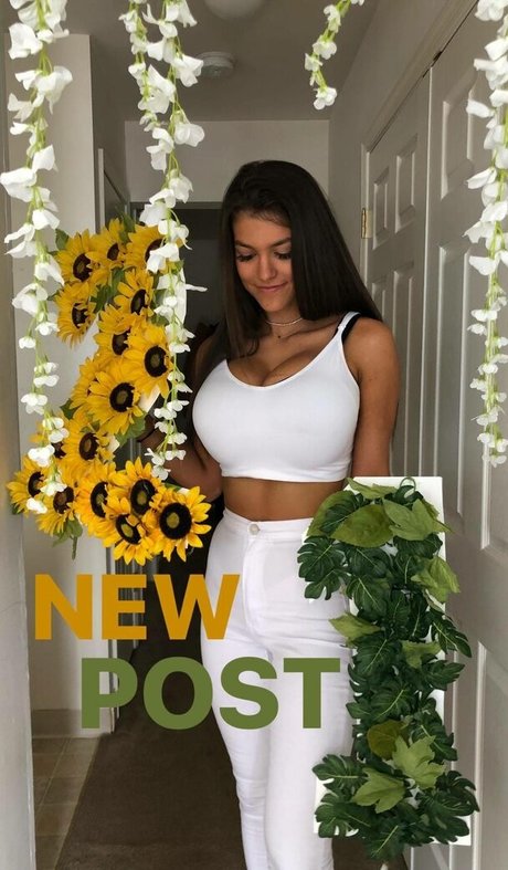 lesbian squirt onlyfans nude photos