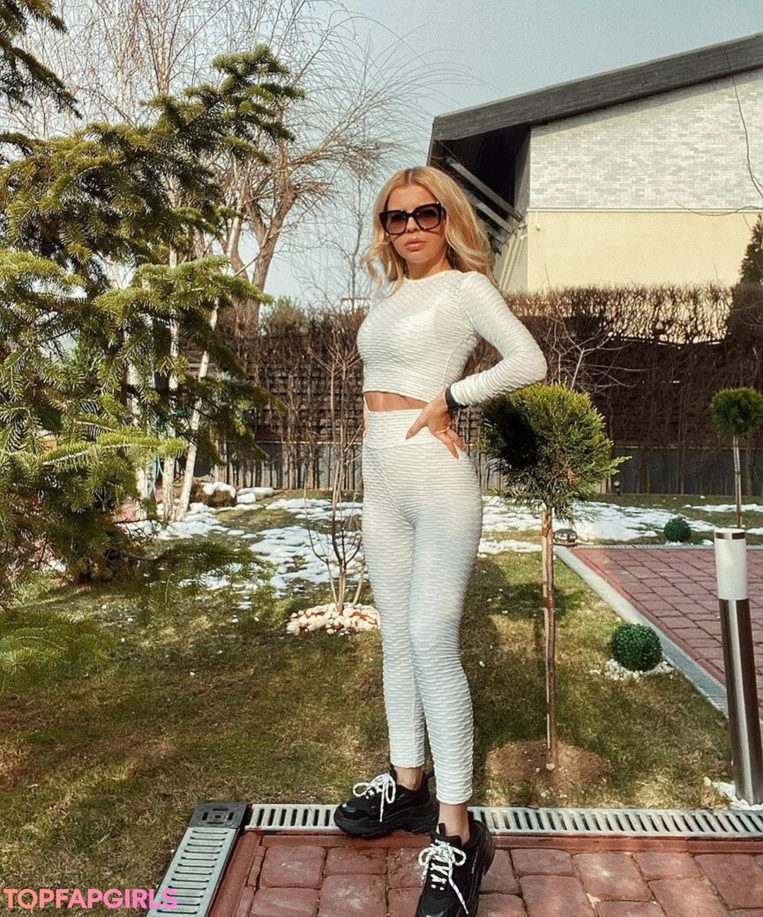 Valentina Lungu exclusive model photos
