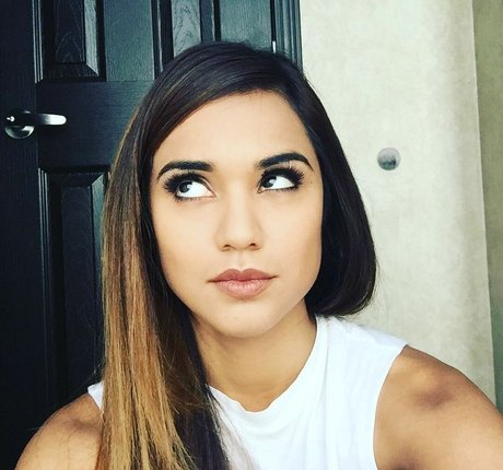 Summer Bishil sex pornstar archive