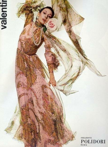 Anjelica Huston star hd pics