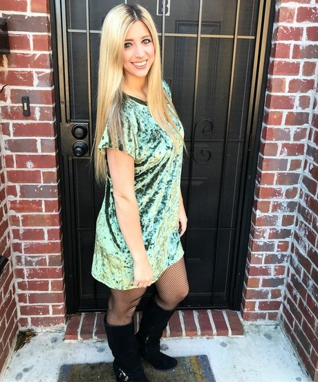 gay sauna onlyfans erotic pic