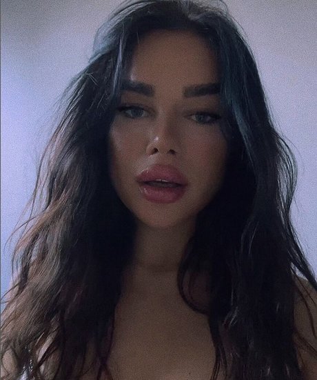 Lena Majewska pornstar nude images