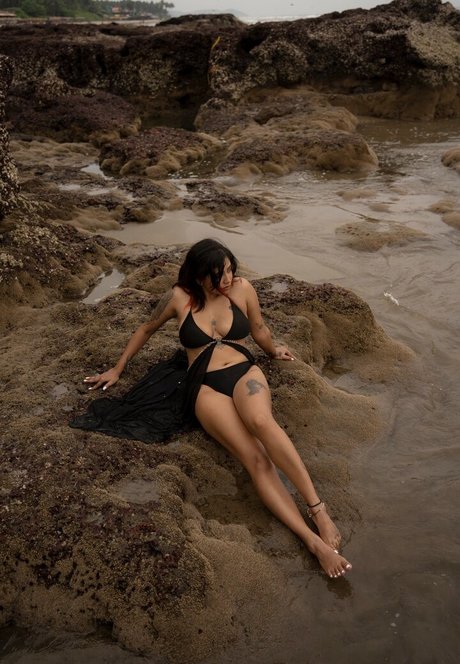 Contentyajnaseni pretty model galleries