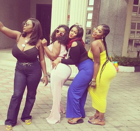 busty bbw onlyfans free photos