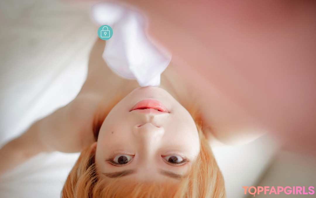 EmotionalBirdy high quality pornstar pictures