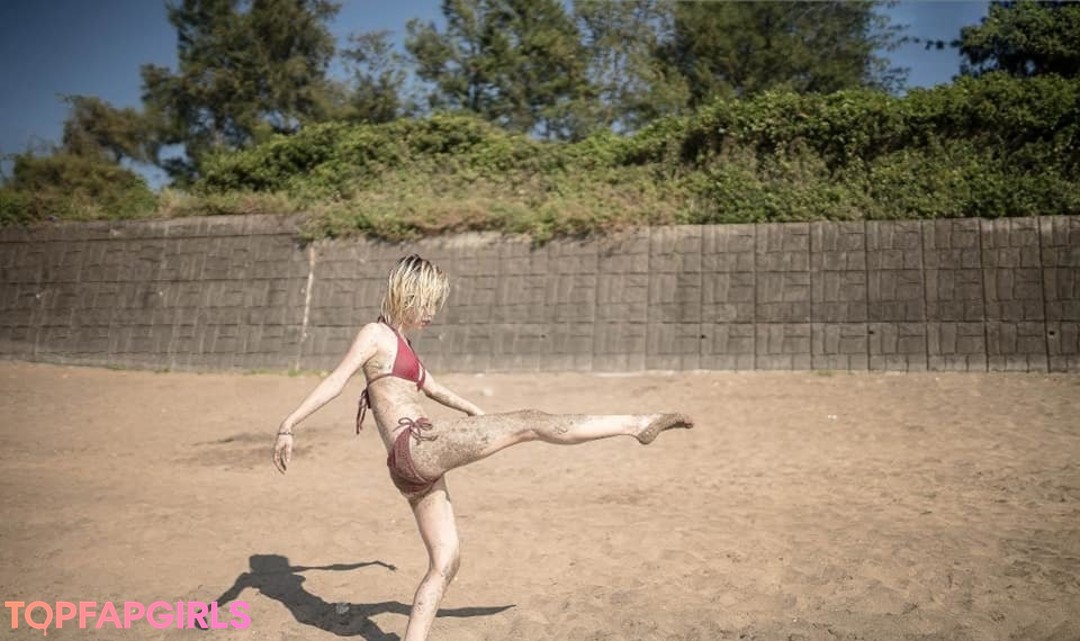 nude outdoor onlyfans porn gallery