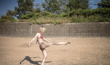 EmotionalBirdy adult actress images