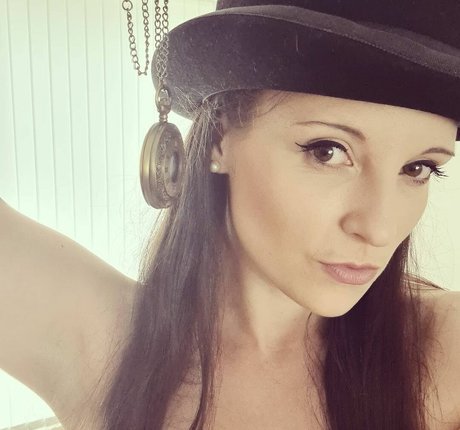 mother daughter onlyfans free sexy images