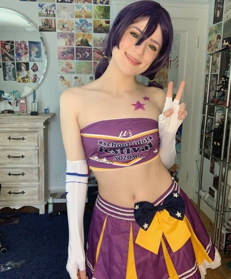 Sumiyumecos nude model img