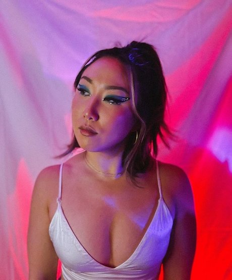 thesharonkim star hd photo