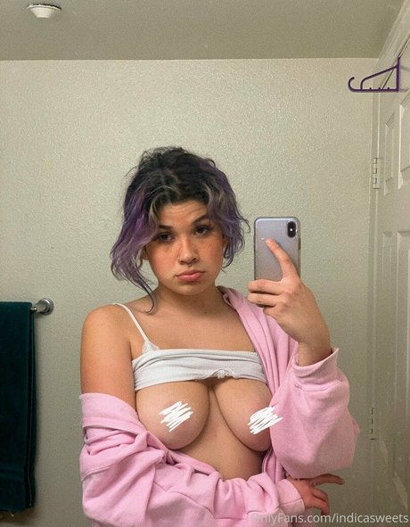 girl next door onlyfans pretty pic