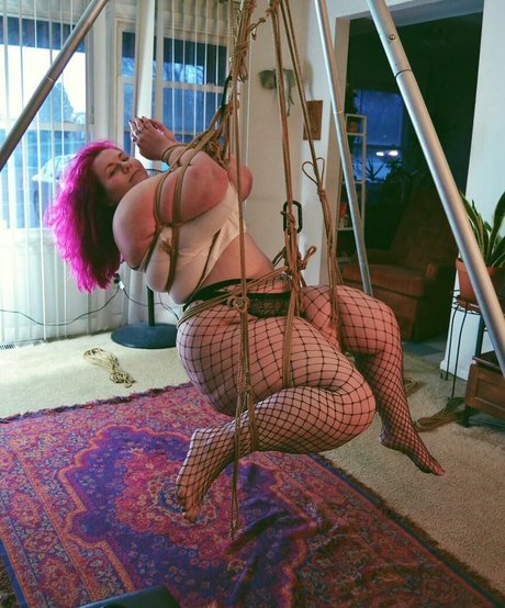 Grizbbly xxx star photos