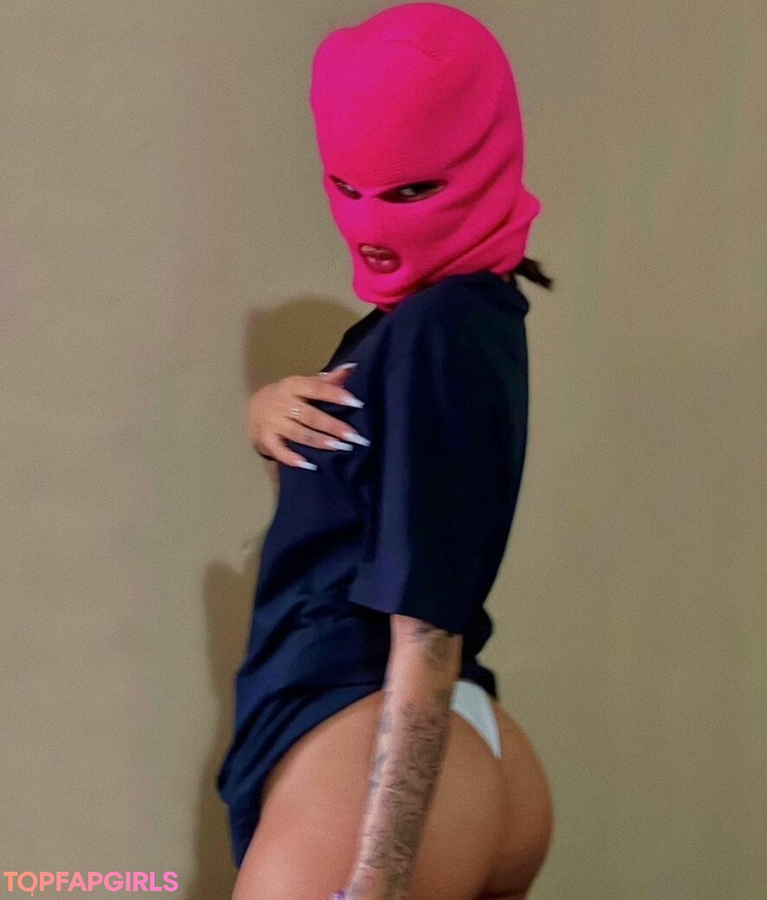 Mah Tavares sexy pornstar photos