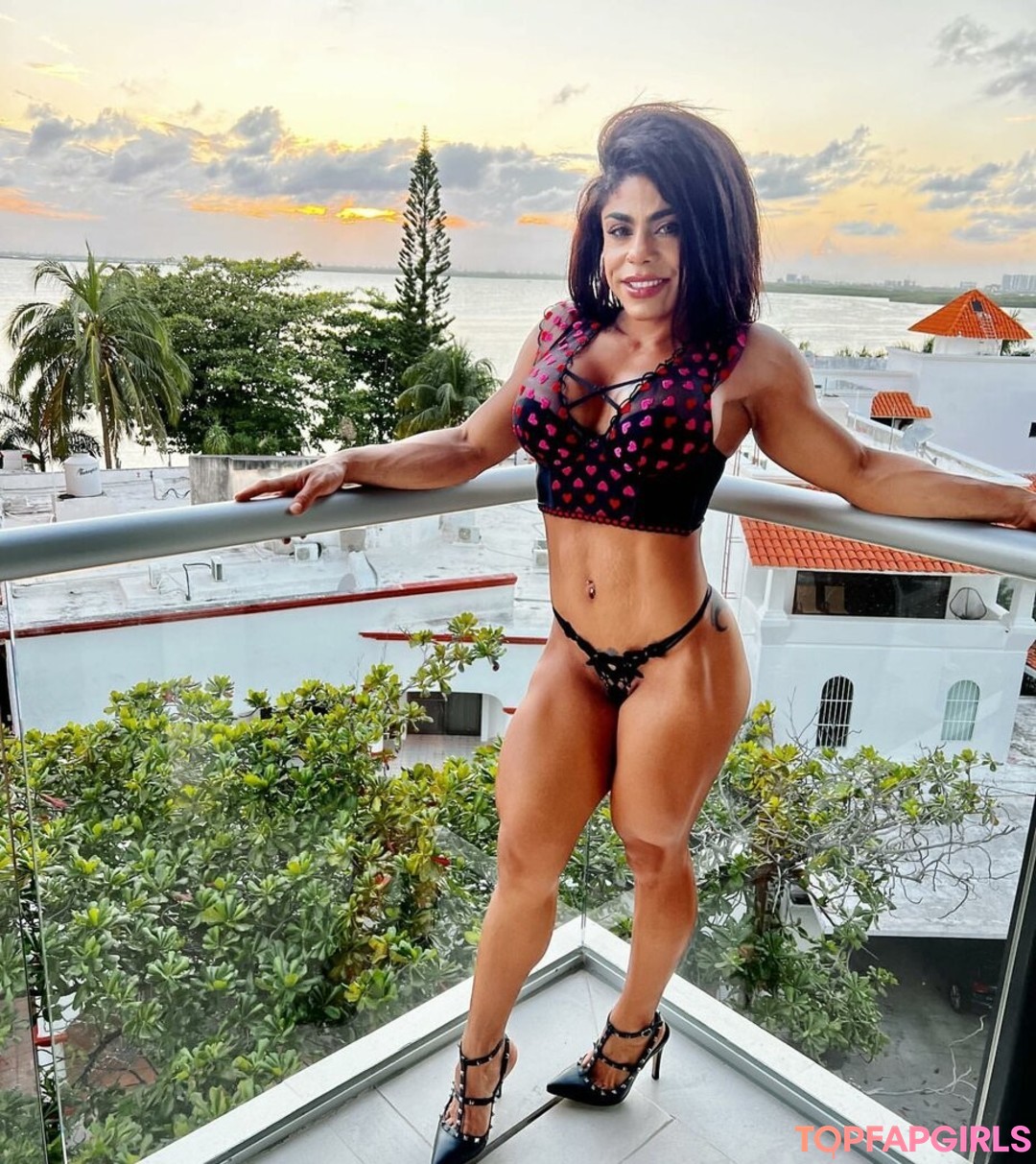 white shemale onlyfans nudes pics