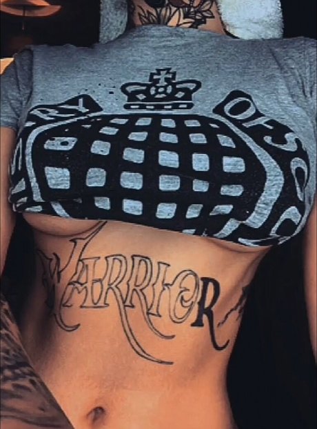 Theinkedprincessx nice model image