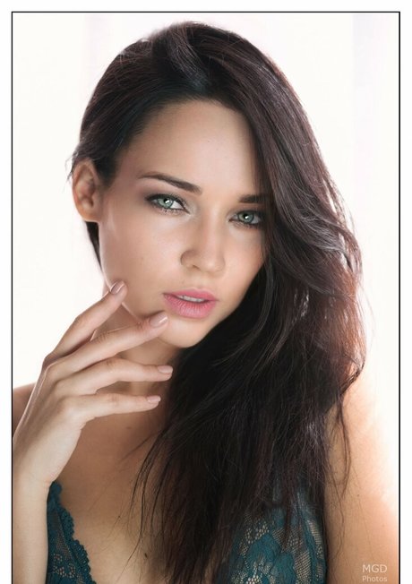 Angelina Petrova top actress pics