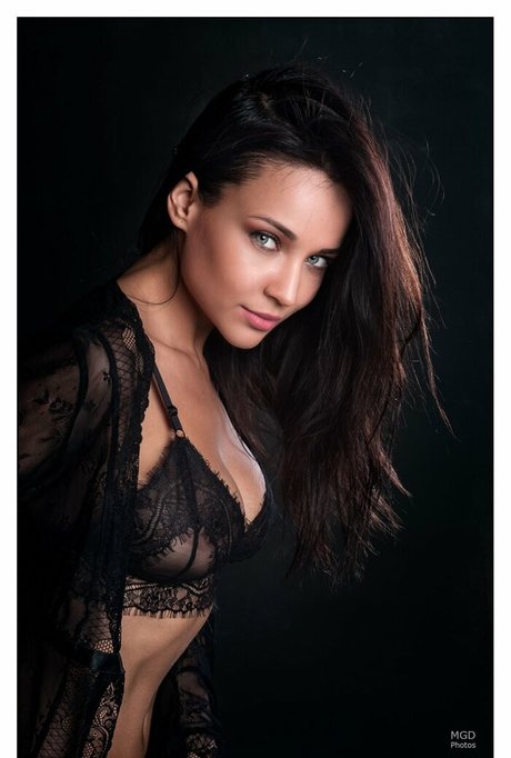 Angelina Petrova star perfect photo