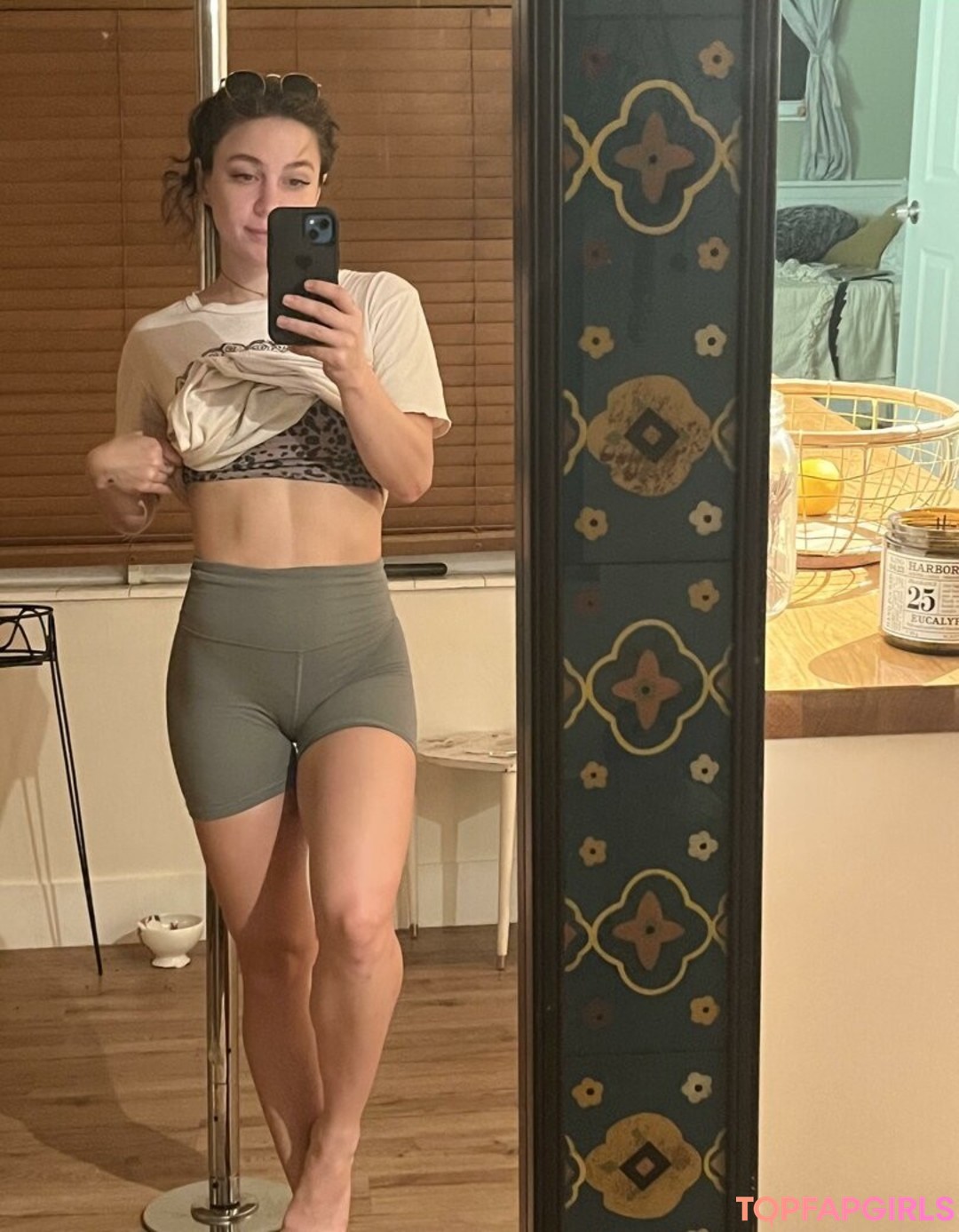 lolamoves sex model picture
