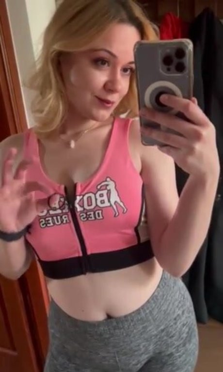 Hailey Cooper erotic star photos