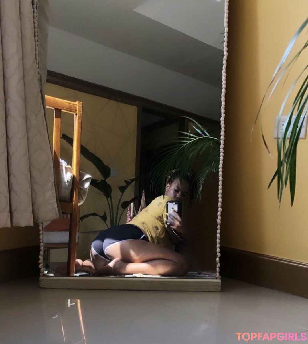 Wildheart ASMR sex actress photo