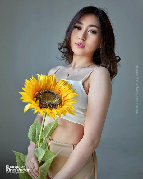 Felicia Carissa naked star pictures