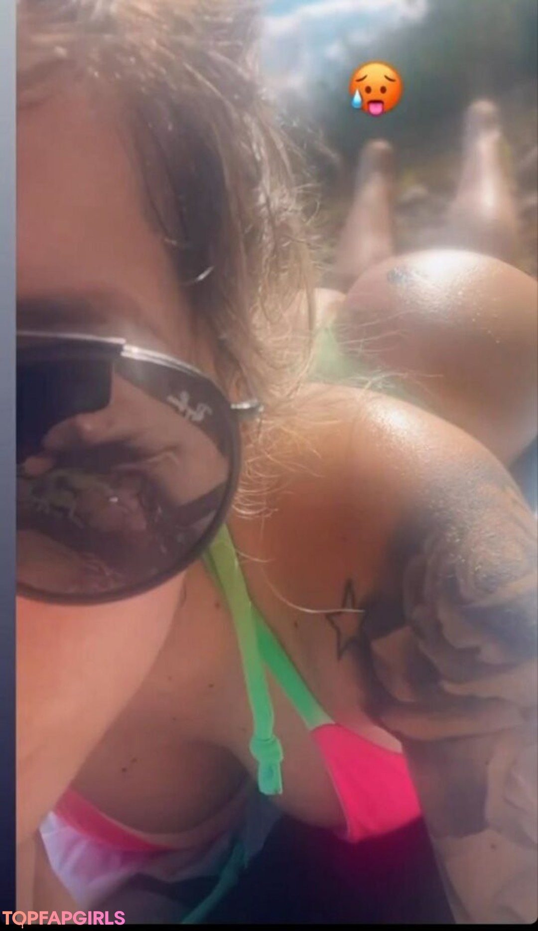 Josy Mazuhi nude pornstar photo