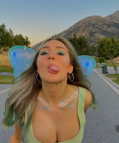 Ruby Pearl Esler model nice images