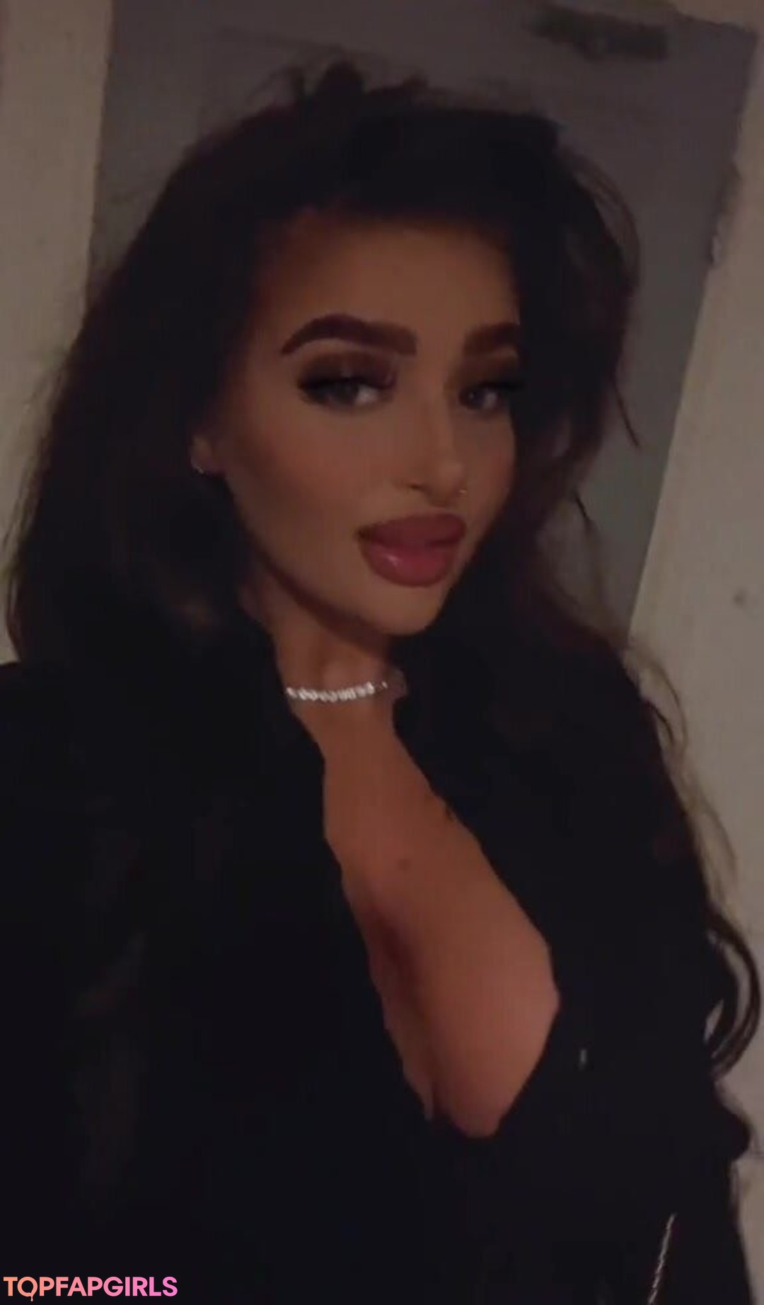naughtybabeoxo xxx model img
